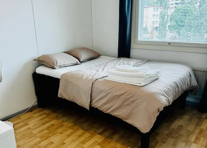 54m2 10min Walk To Train Station 15mins Train To Airport And 25mins Train To Centre Appartamento Vantaa